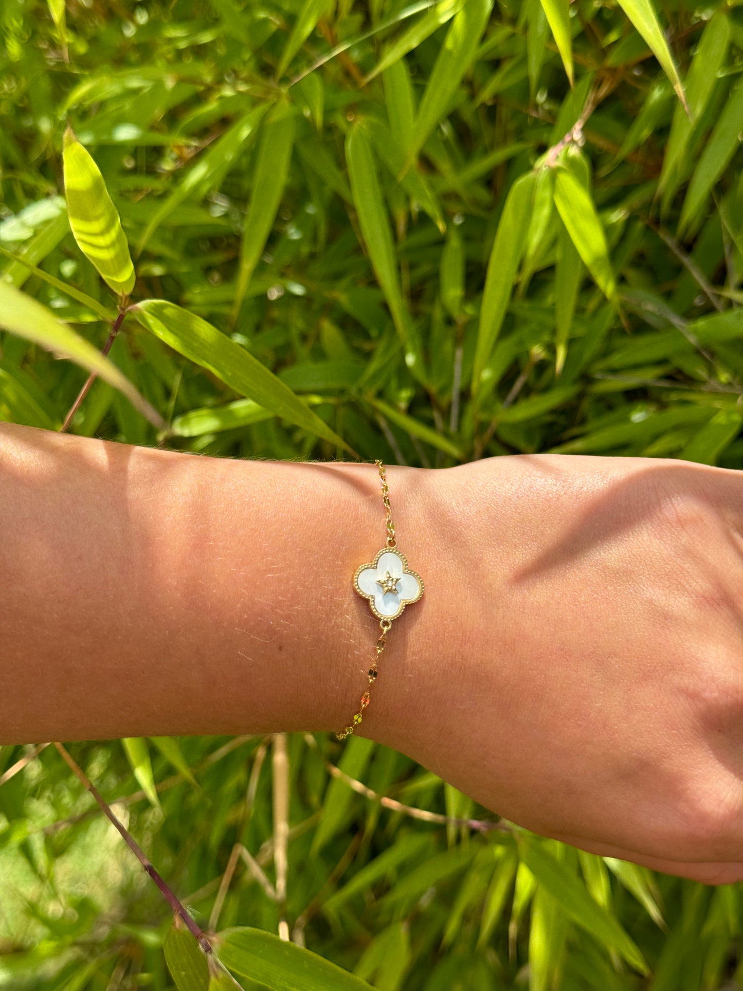Bracelet tréfle étoile Blanc LAURA