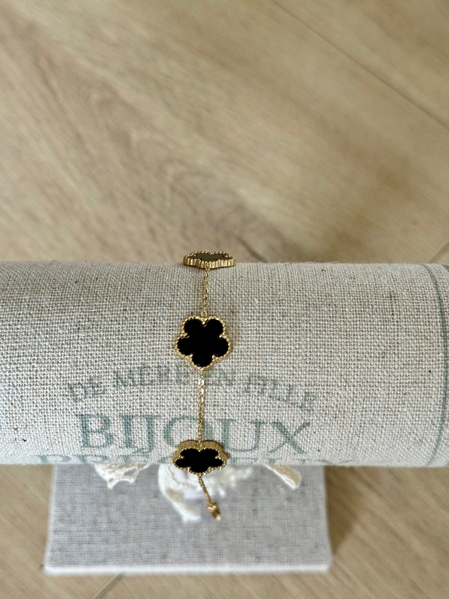 Bracelet 3 tréfles noir LISA